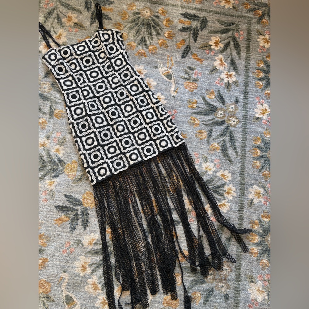 Saylor Risette Crochet Fringe Hem Dress Black and Cream Maxi medium - Picture 7 of 7